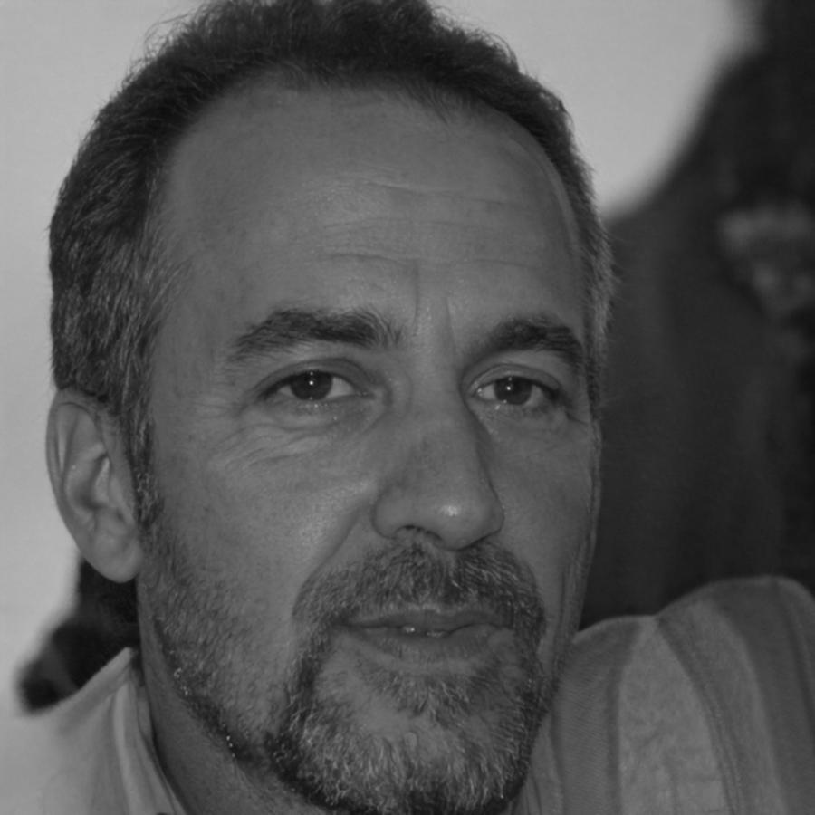Portrait de Pierre Martin, expert en gestion de portefeuille